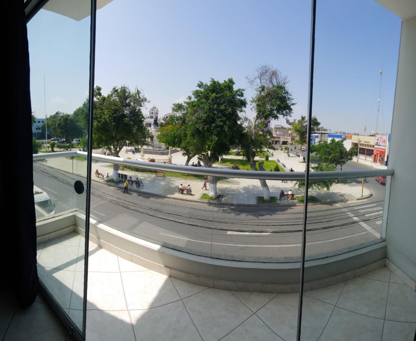 Regency Plaza Hotel Pisco Exterior photo